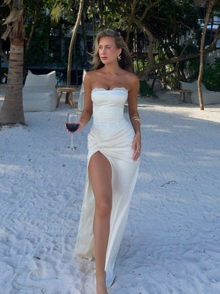 CARMENNE MAXI DRESS IVORY Maxi Dress 