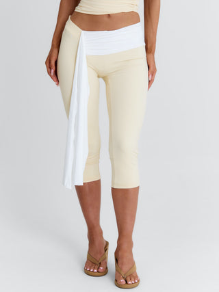 LINDAY CAPRI PANTS WHITE AND CREAM Pants 